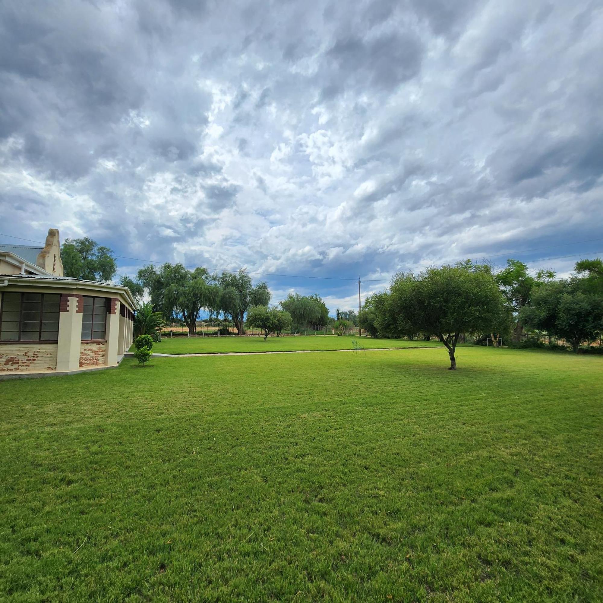 Karoo Leeu Self Catering Βίλα Oudtshoorn Εξωτερικό φωτογραφία